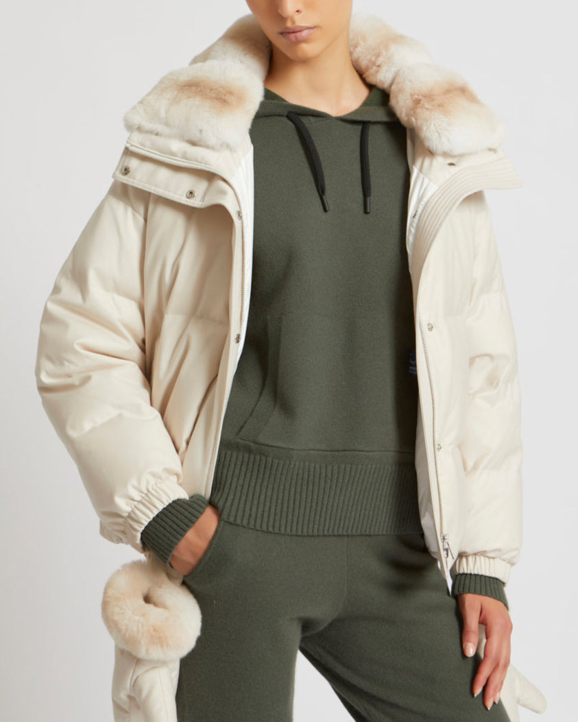 Short down jacket in waterproof flannel fabric with chinchilla fur