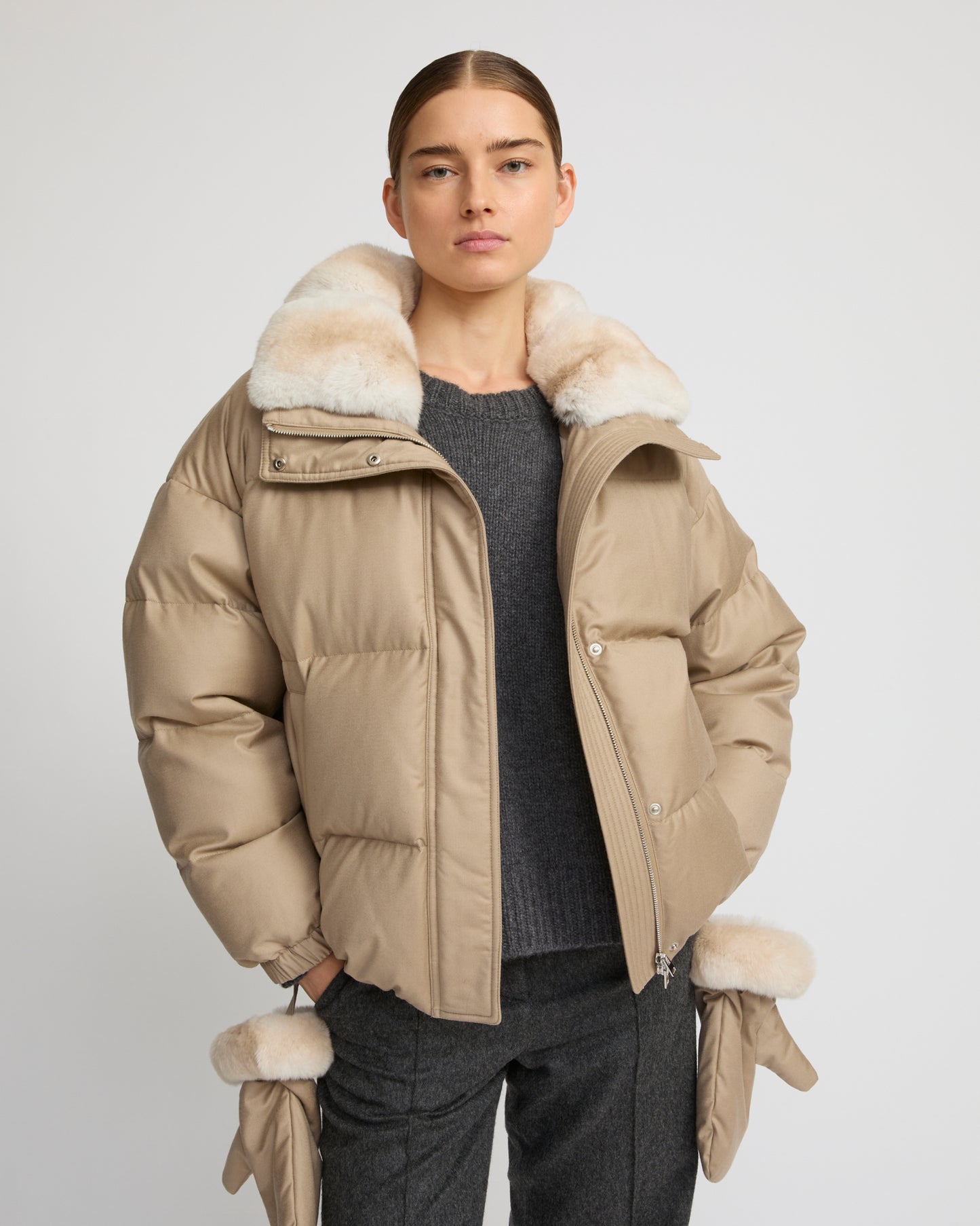 Short down jacket in waterproof flannel fabric with chinchilla fur