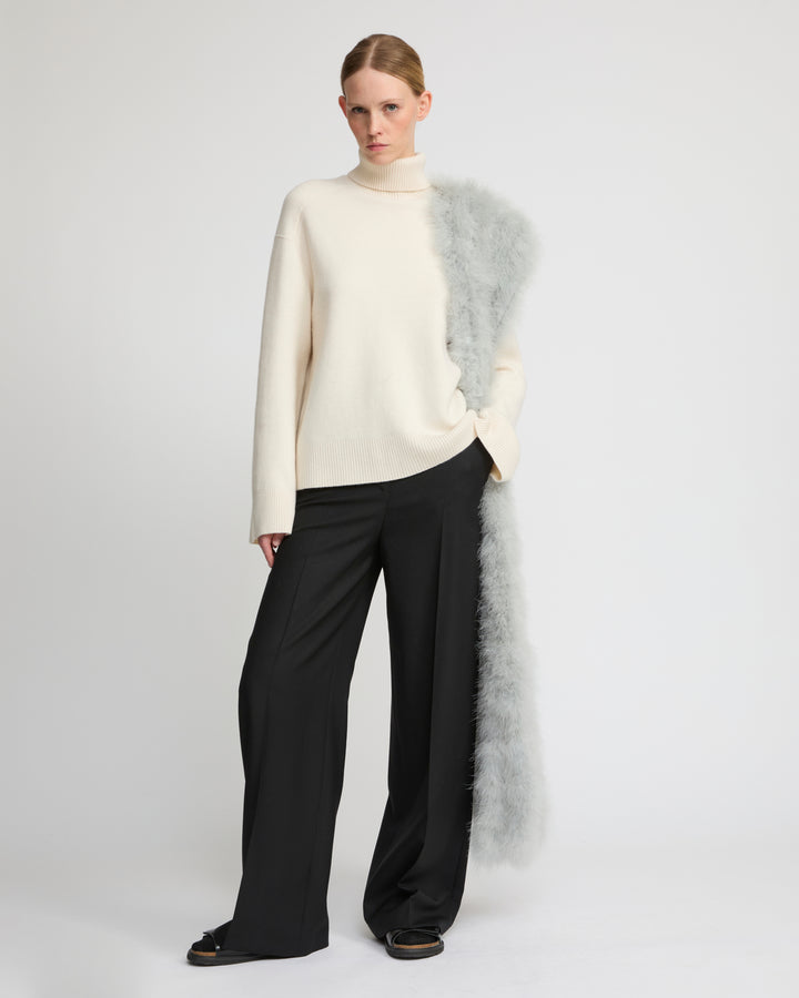 Maxi feather fringe scarf