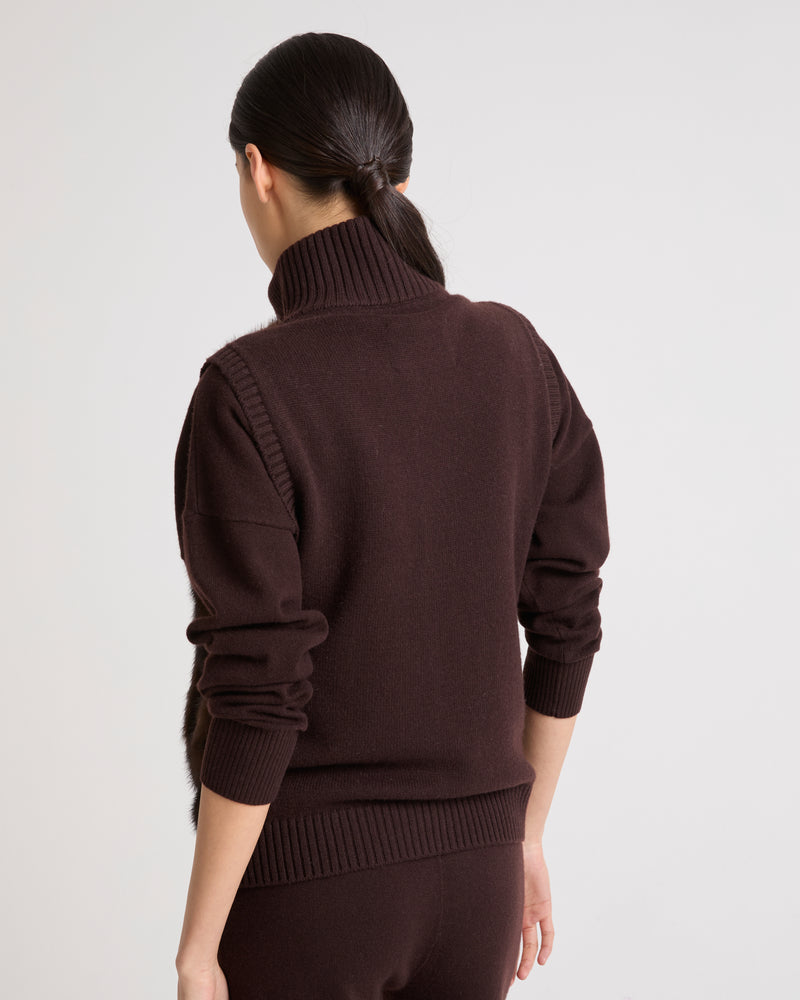 Short knitted gilet in merino and mink