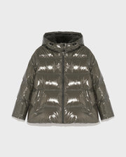 Hooded down jacket in shiny laminated nylon after ski