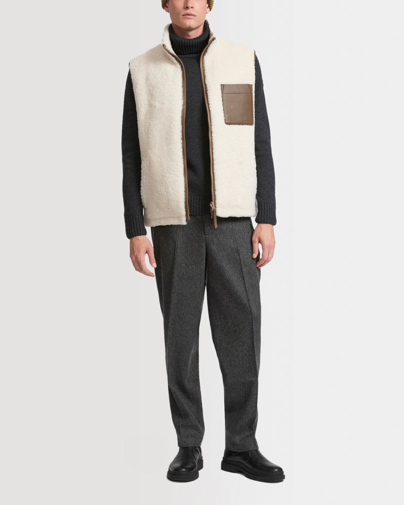 Reversible shearling fleece gilet
