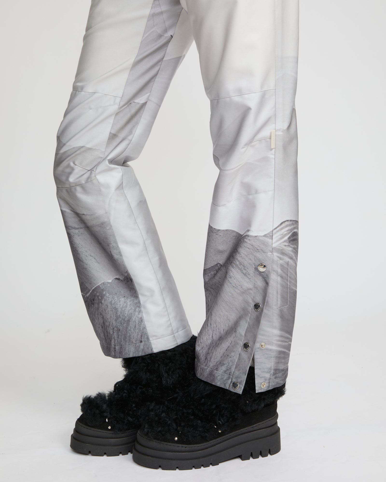 Wide leg ski trousers -Yves Salomon
