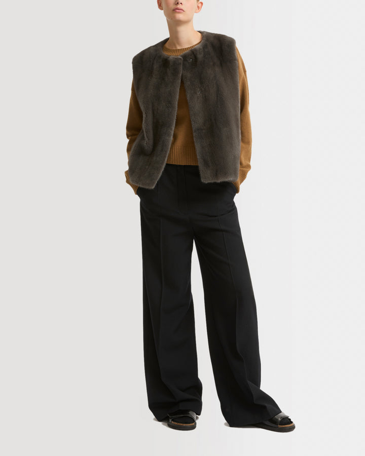 Long-haired mink fur gilet