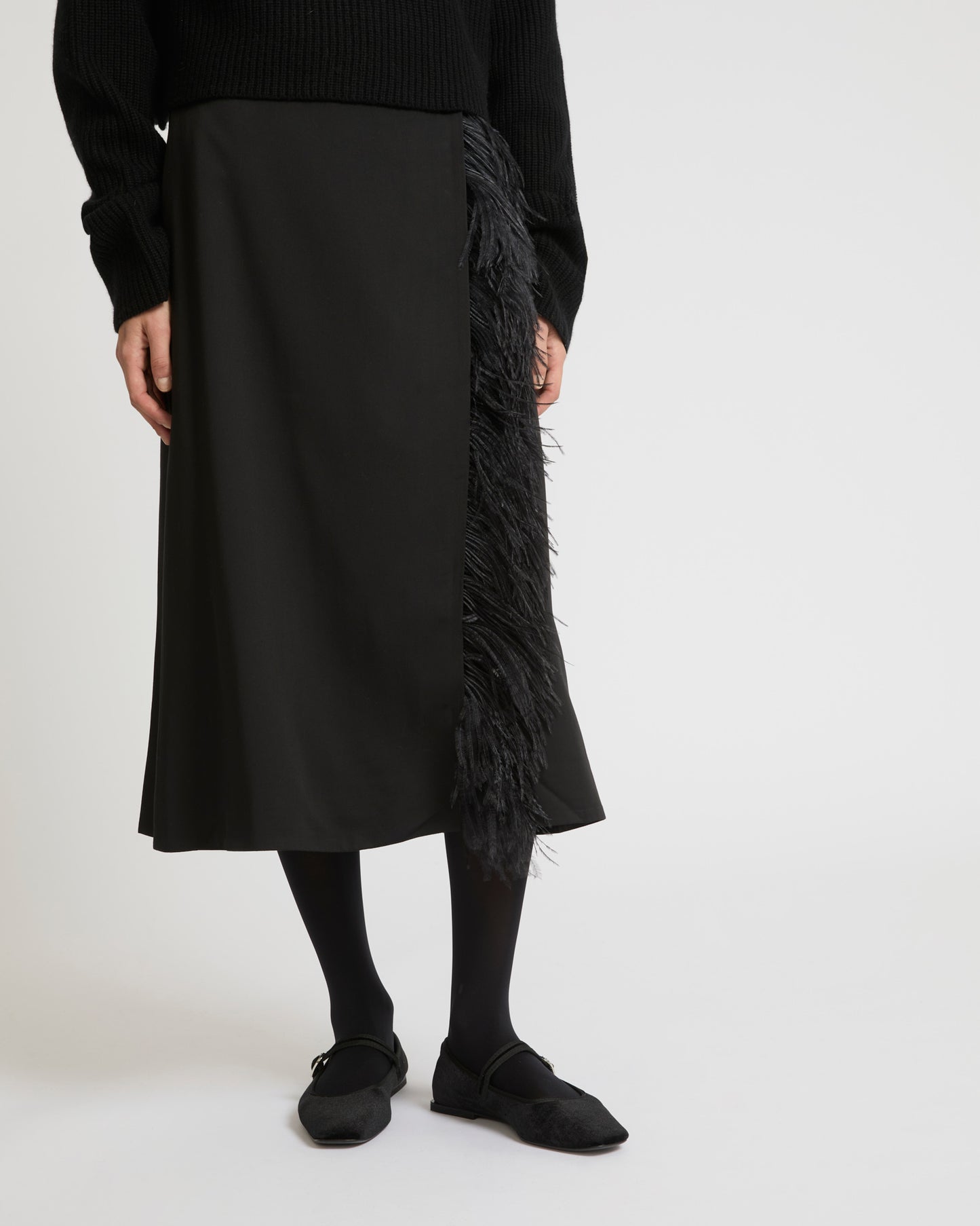 Skirt in viscose satin and feathers-Yves Salomon-Winter sale & boxing day