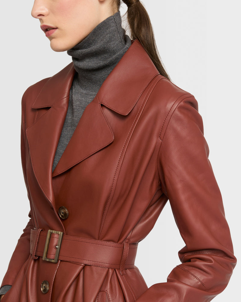 Long silhouette trench coat in lambskin leather