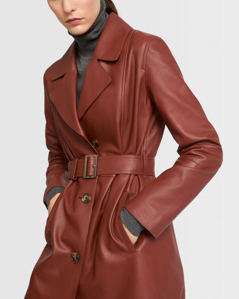 Long silhouette trench coat in lambskin leather
