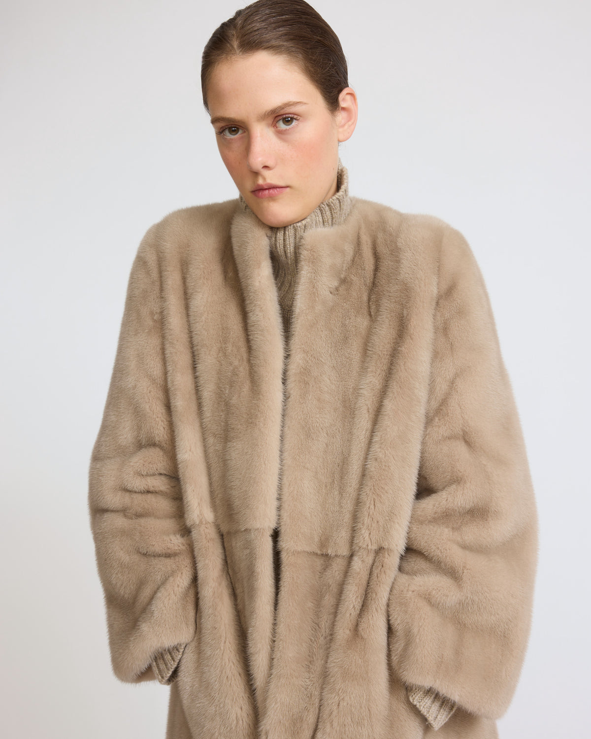 Maxi belted coat in long-haired mink fur - Yves Salomon - New Fall/Winter Collection