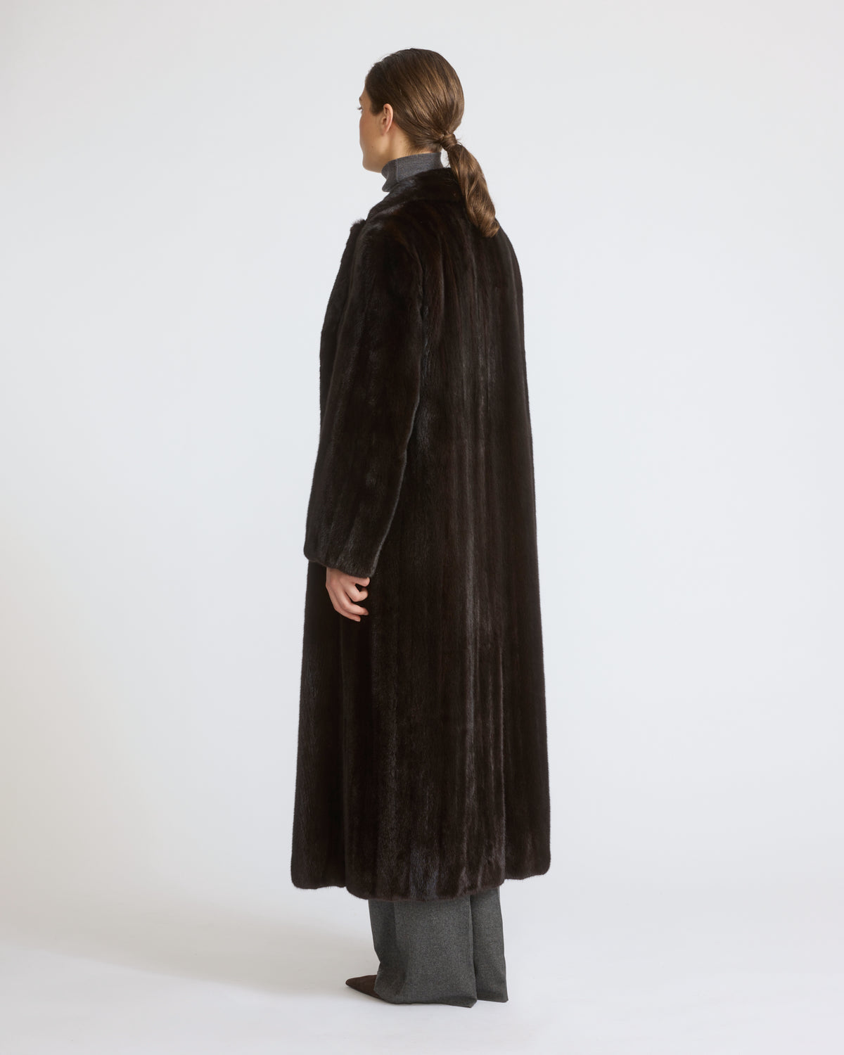 Long coat in long-haired mink fur - Yves Salomon - New Fall/Winter Collection