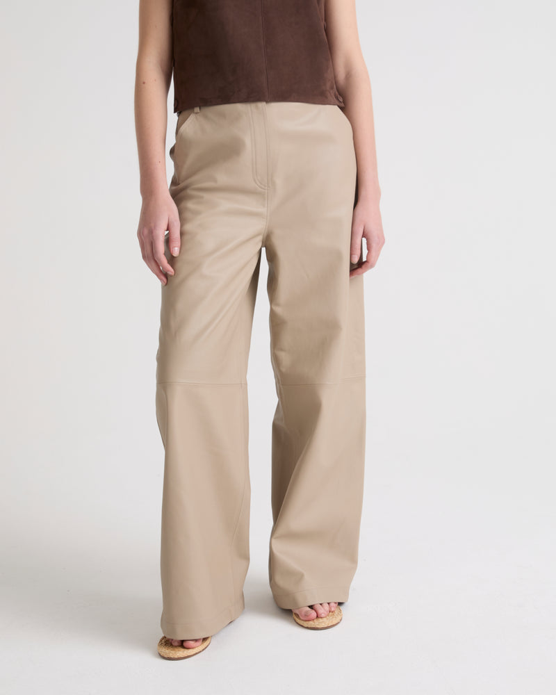 Straight trousers in lamb leather