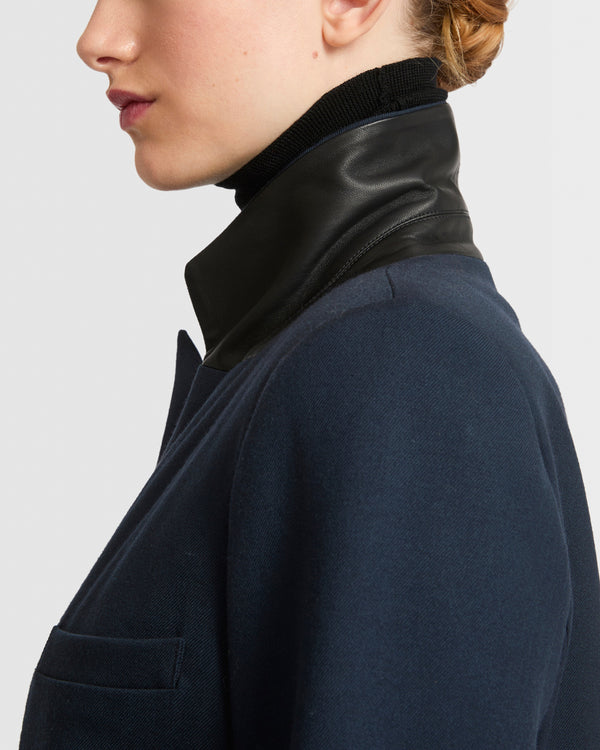 Tailored jacket in wool gabardine fabric