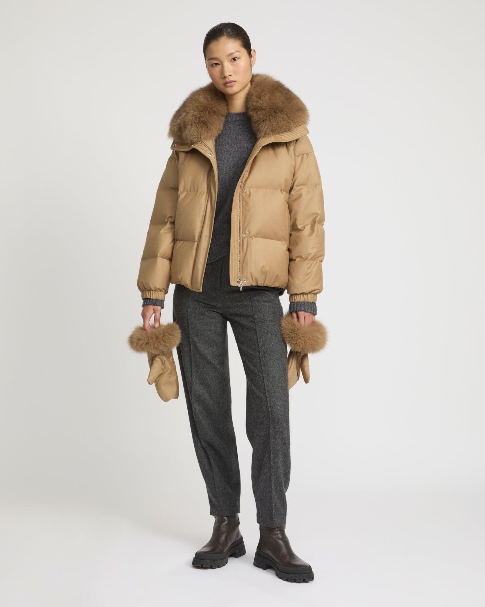 Short Loro Piana fabric down jacket with detachable fox fur collar and mittens -Yves Salomon