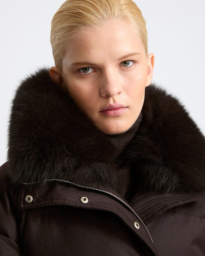 Short down jacket in Loro Piana fabric with detachable fox fur collar and mittens - Yves Salomon - New Fall Winter Collection