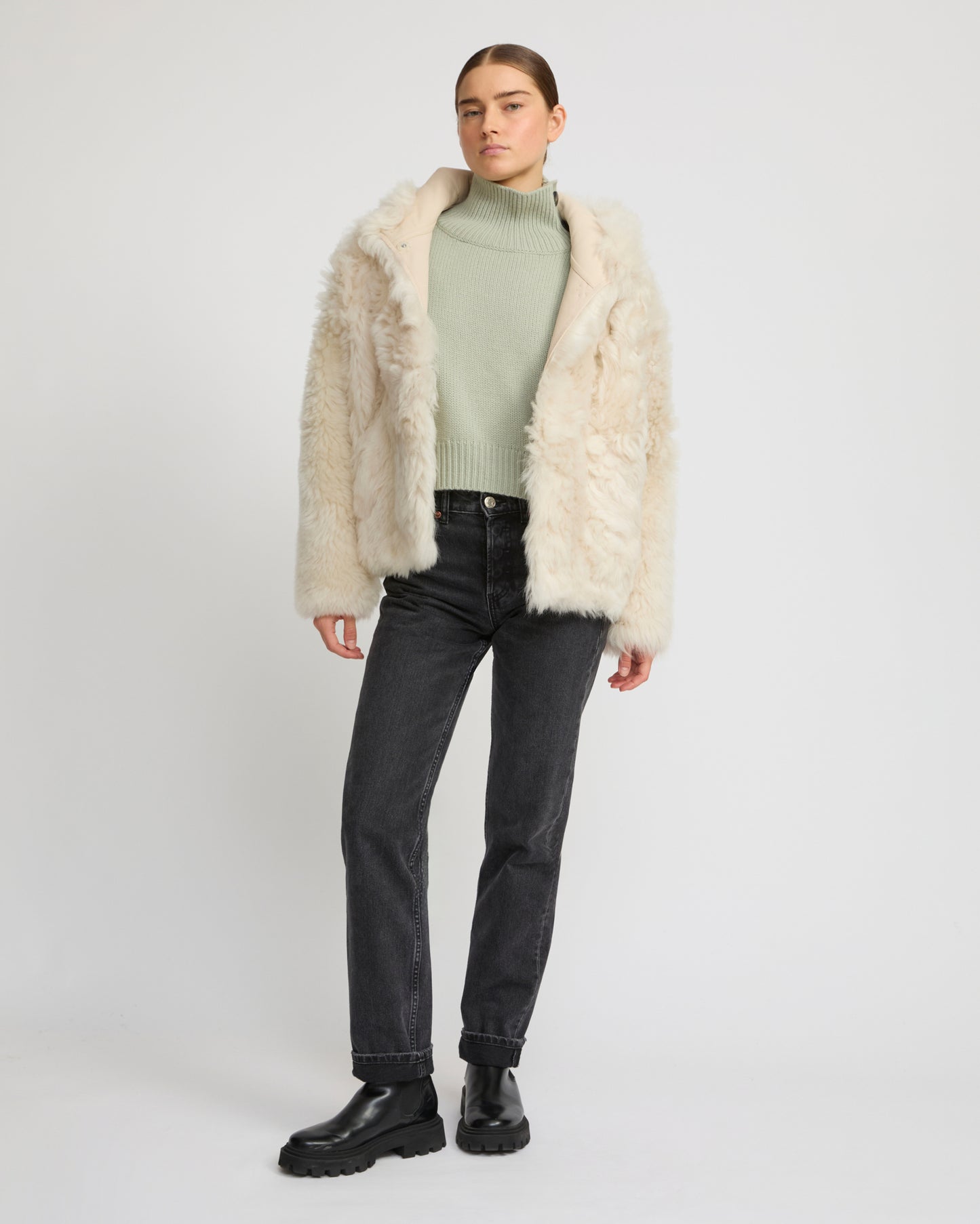 Short hooded jacket in Toscana Folk lambskin