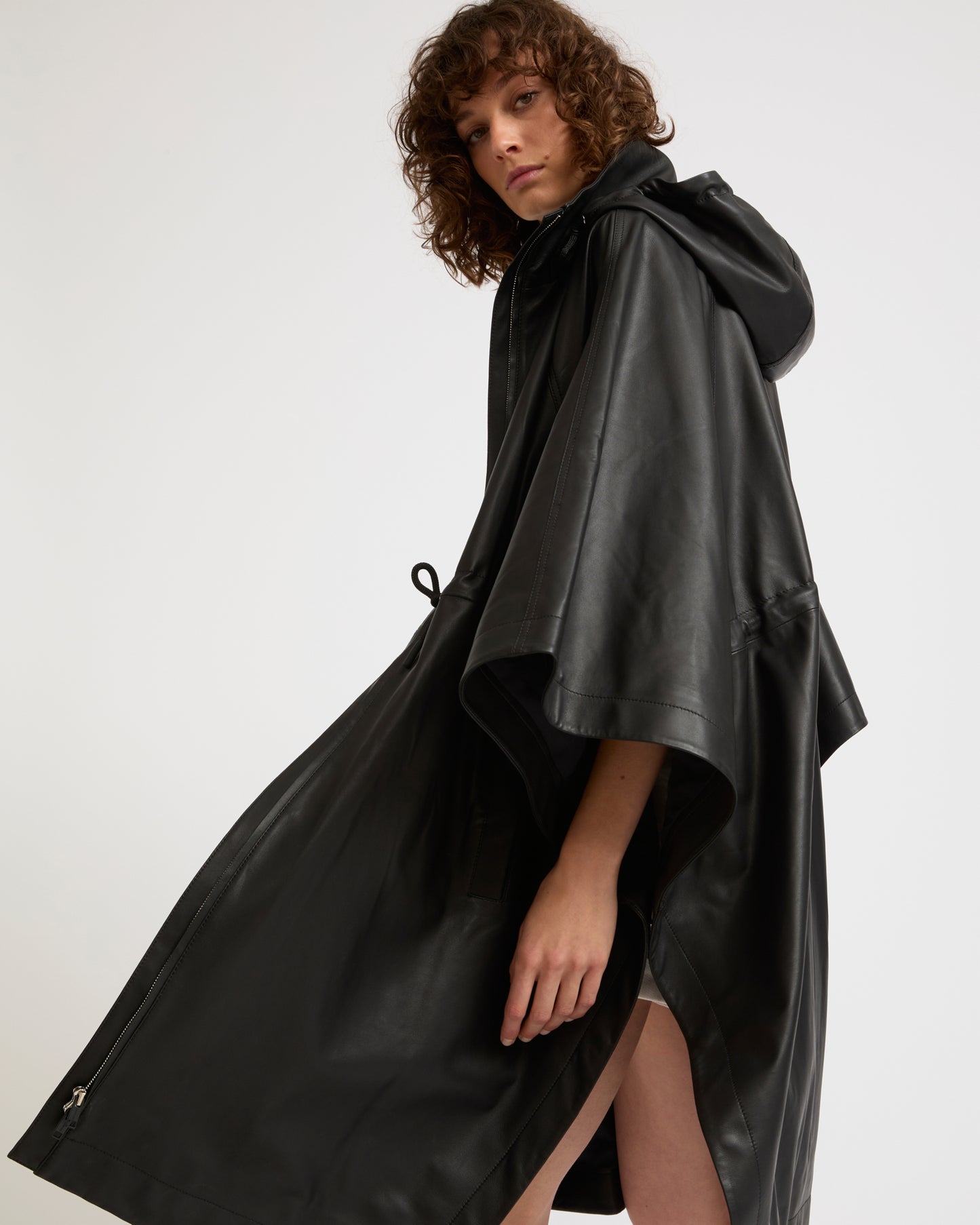 Waterproof lamb leather hooded cape -Yves Salomon - New spring summer collection