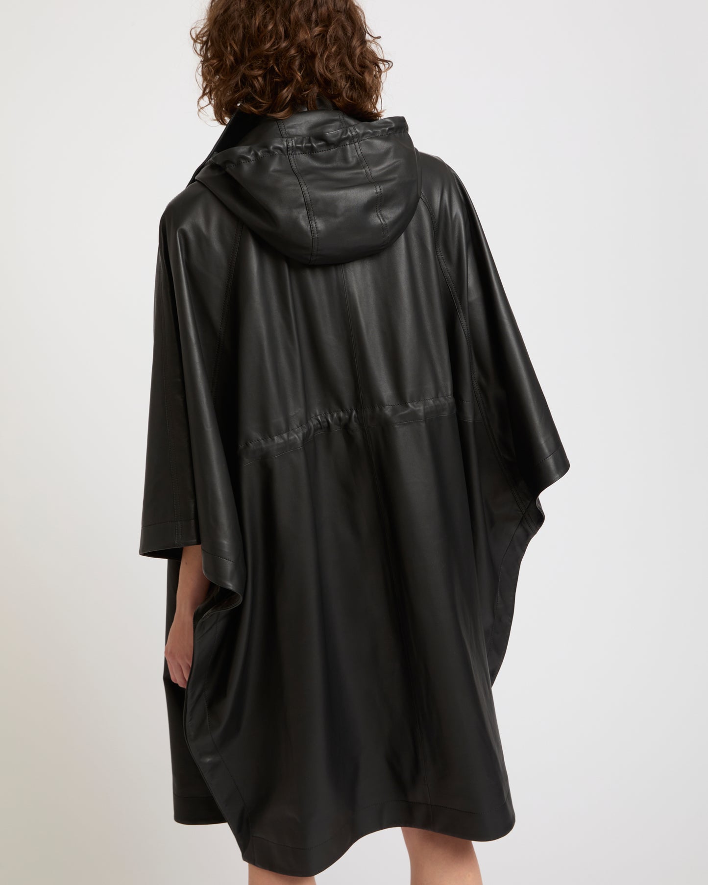 Waterproof lamb leather hooded cape -Yves Salomon - New spring summer collection