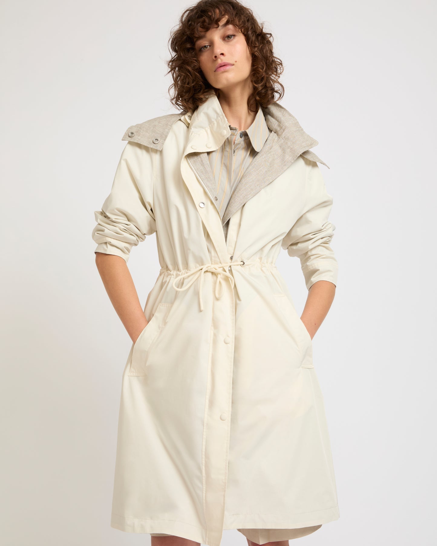 Parka in linen reversible waterproof technical fabric -Yves Salomon - New spring summer collection