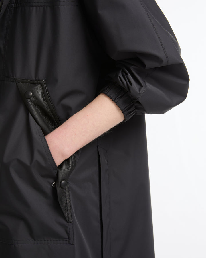 Hooded coat in waterproof technical fabric -Yves Salomon - New spring summer collection