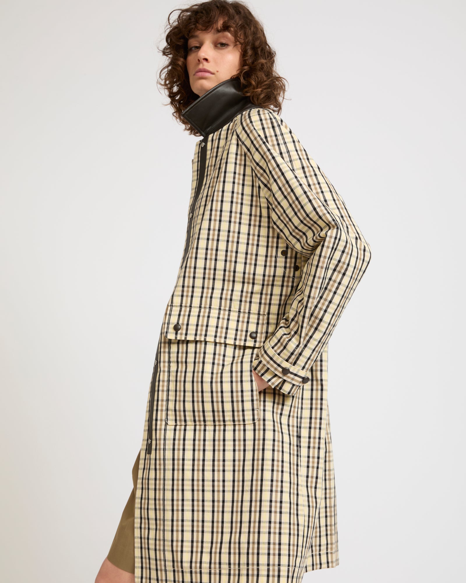 Check pattern jacquard fabric coat with leather collar -Yves Salomon - New spring summer collection