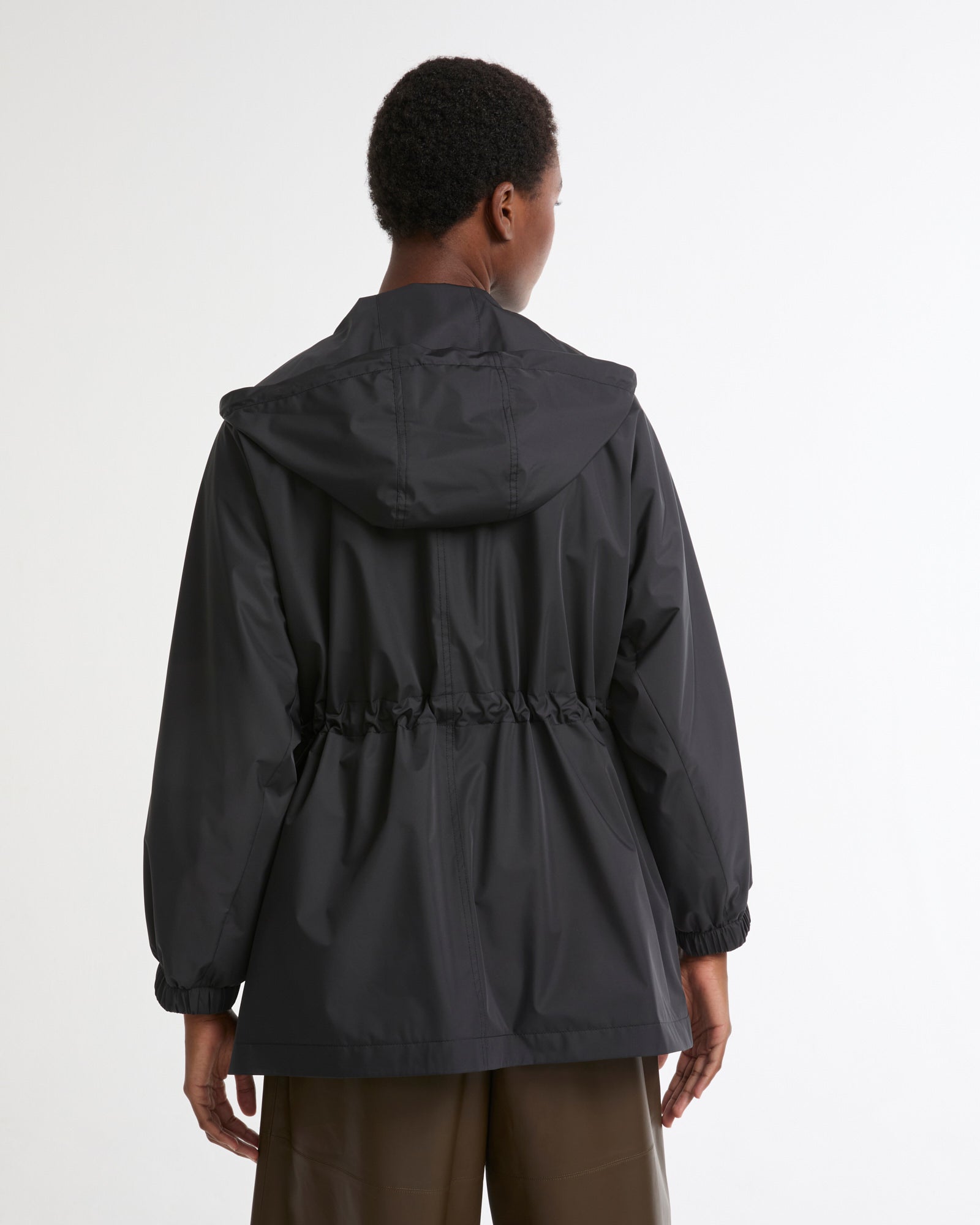Waterproof technical fabric cape -Yves Salomon - New spring summer collection