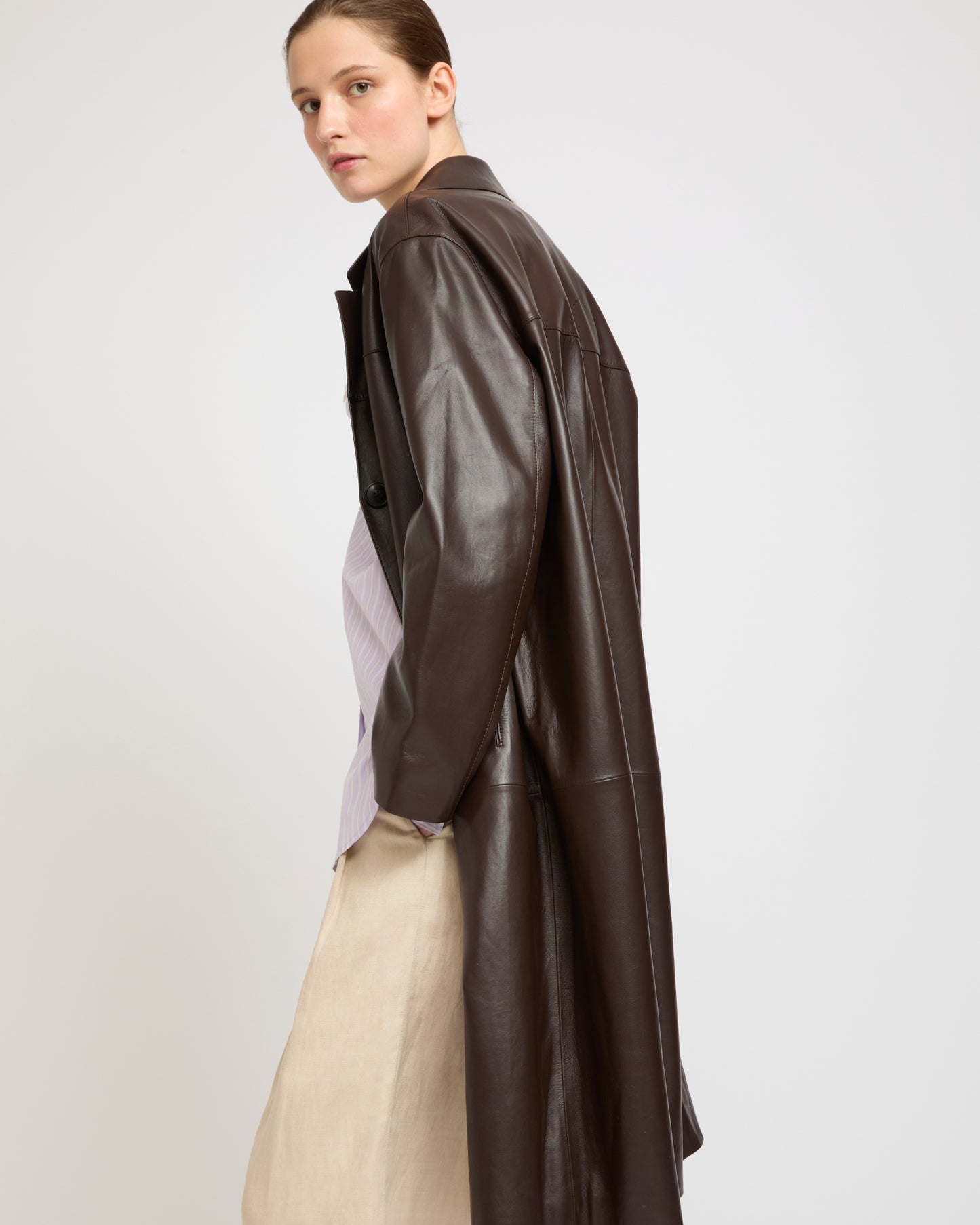 Straight leather coat -Yves Salomon - New spring summer collection