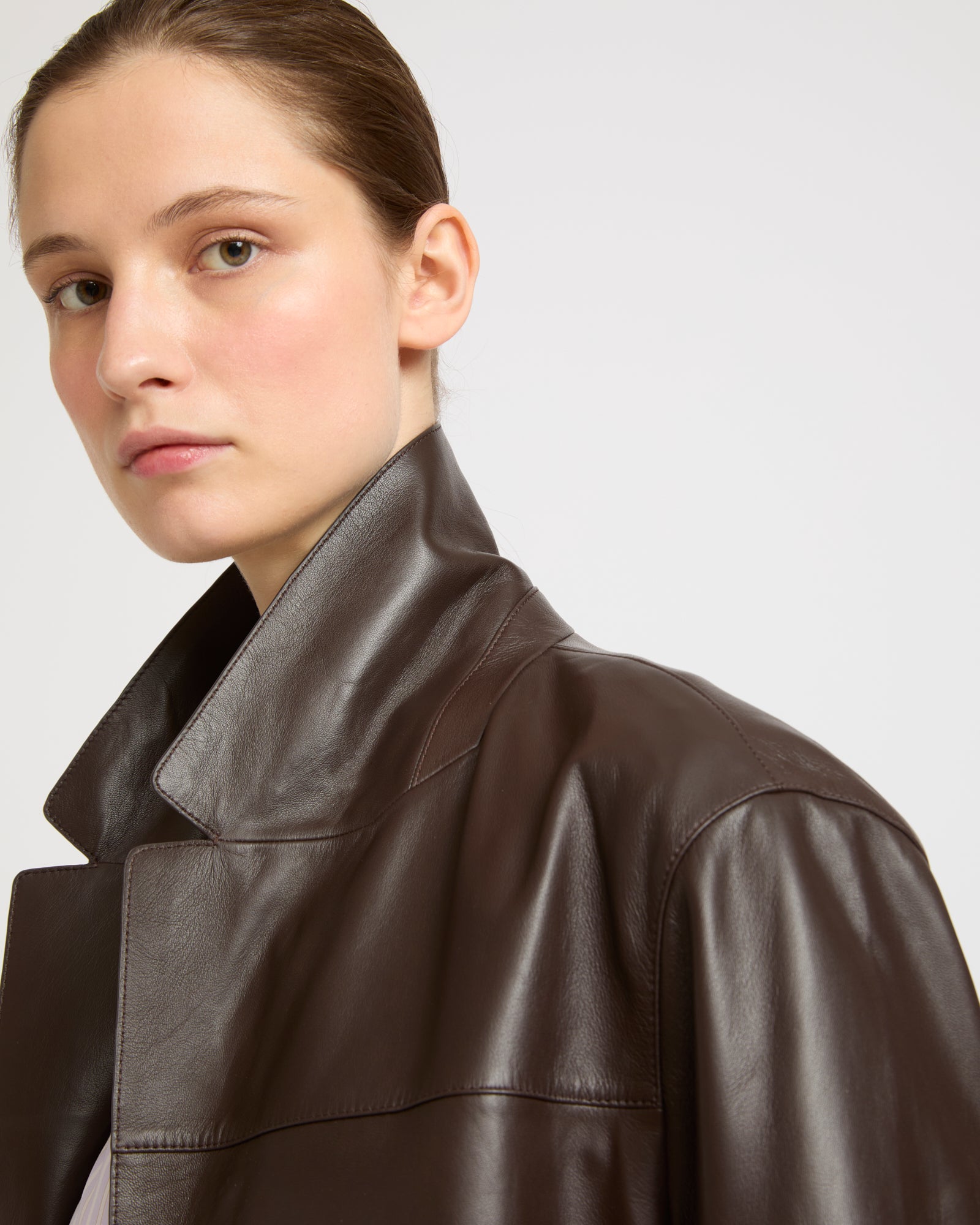 Straight leather coat -Yves Salomon - New spring summer collection