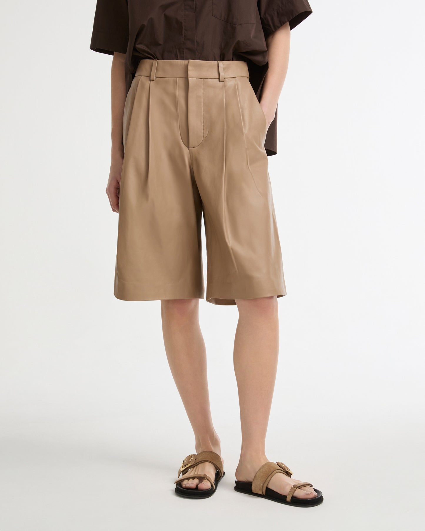 Leather Bermuda shorts -Yves Salomon - New spring summer collection