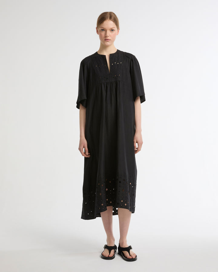 Flowing dress in embroidered linen -Yves Salomon - New spring summer collection