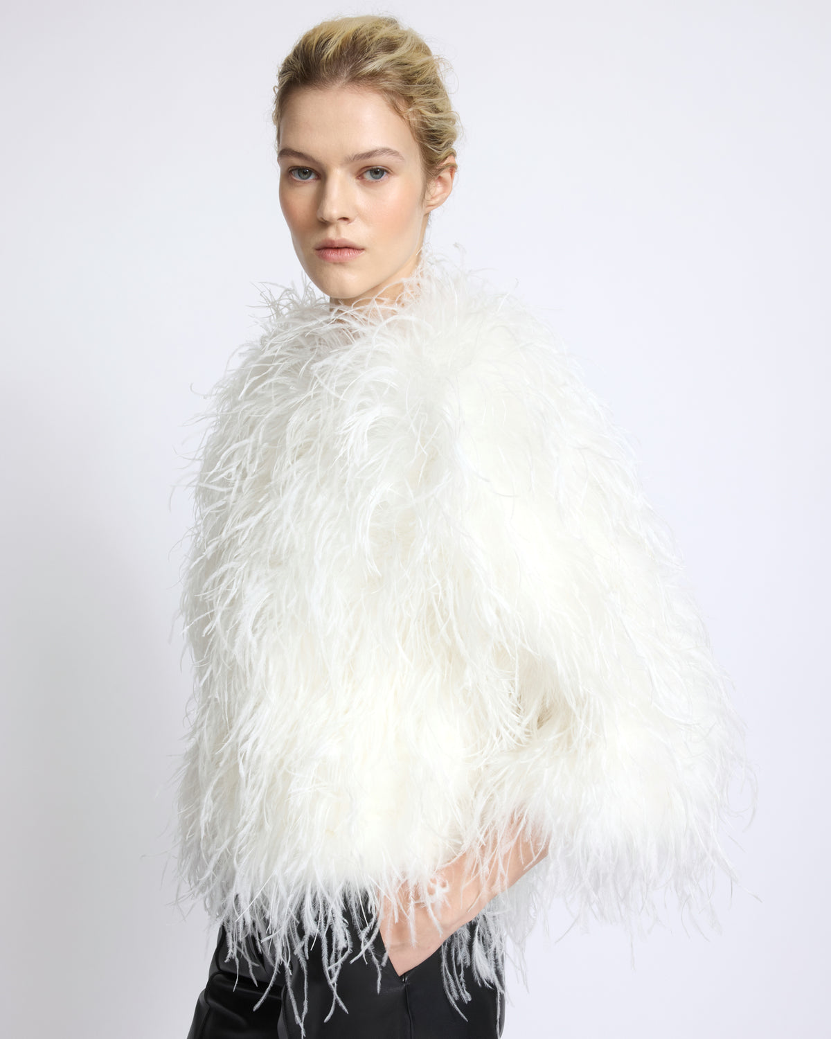 Short ostrich feather jacket - Yves Salomon - New Fall/Winter Collection