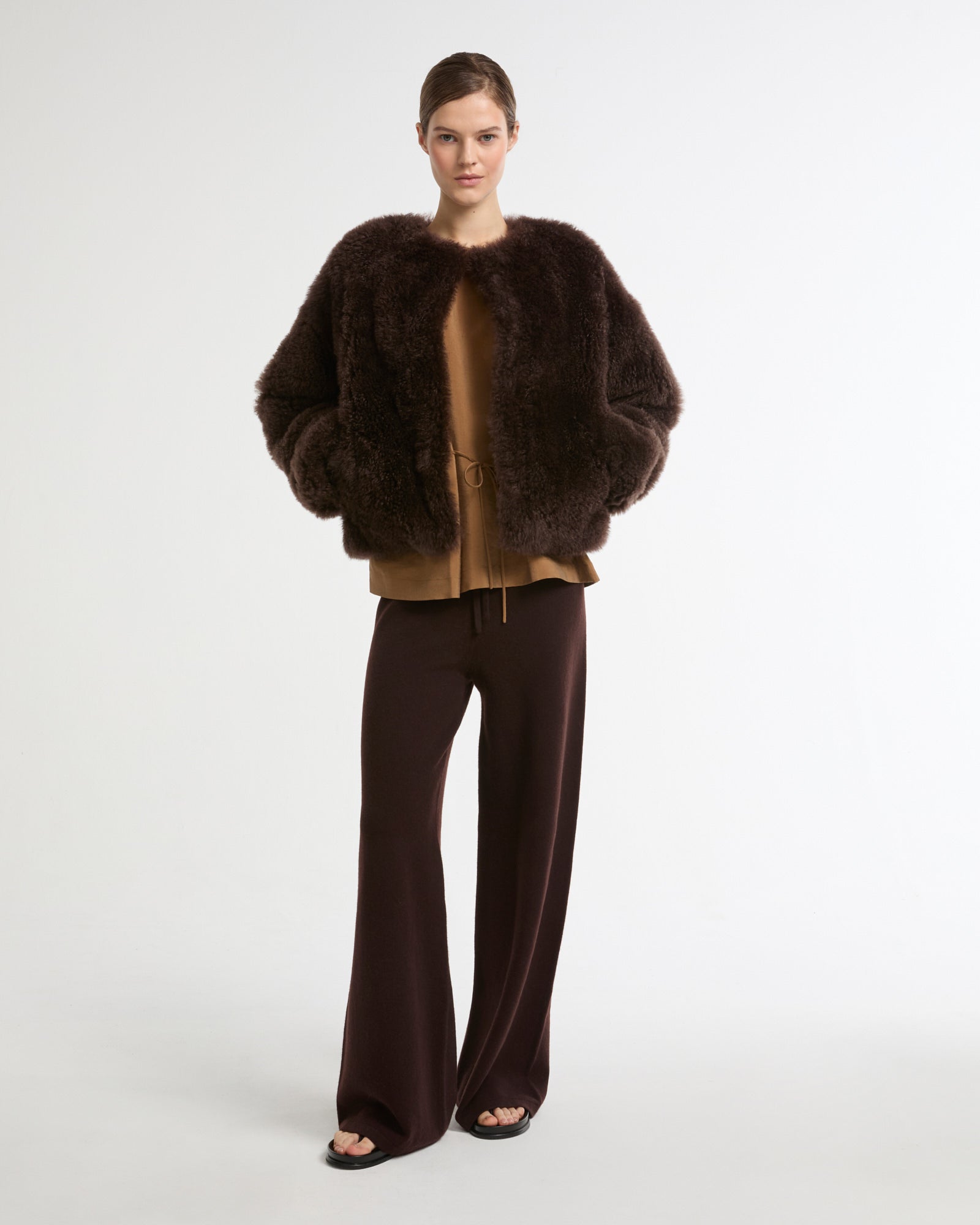 Short cashmere lambskin and merino knit jacket -Yves Salomon - New spring summer collection