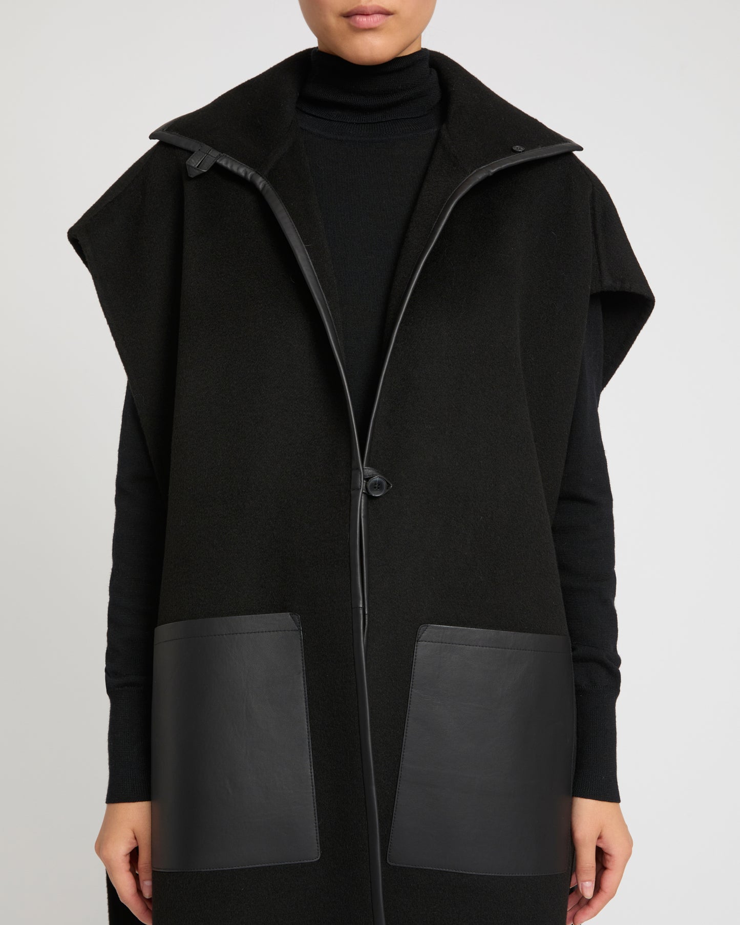 Double-sided cashmere wool and leather bib -Yves Salomon