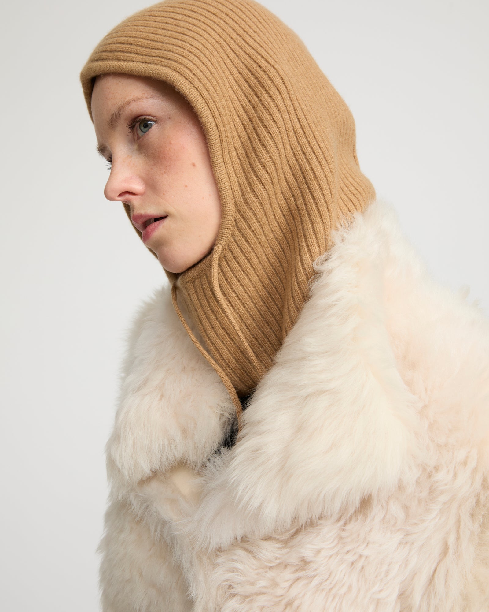 100% cashmere knit balaclava -Yves Salomon