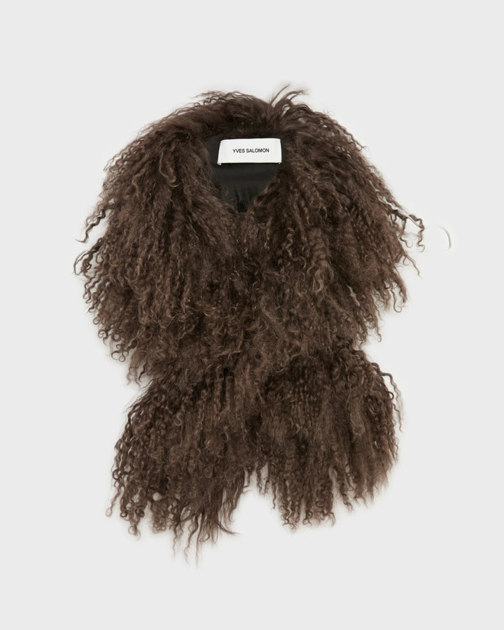 Long-haired lamb scarf