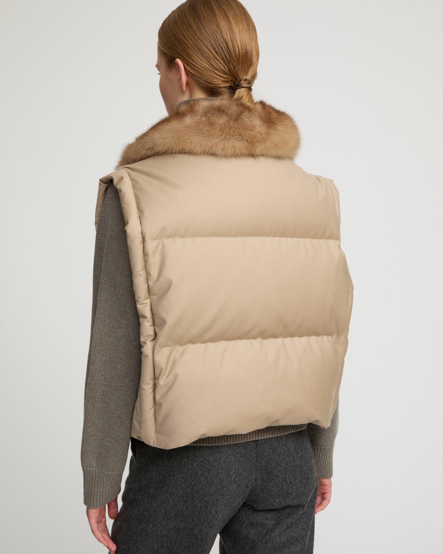 Flannel gilet with sable fur collar