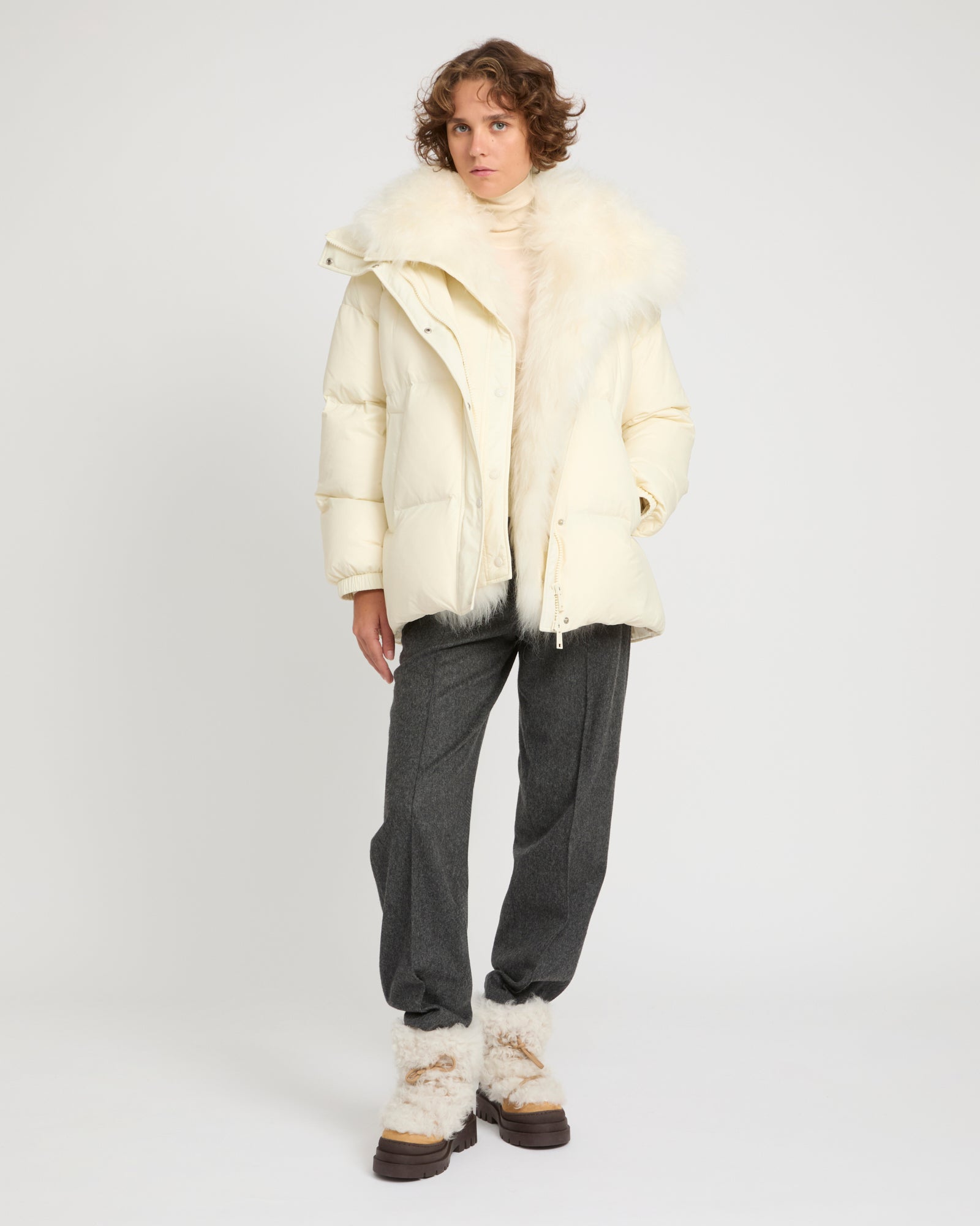 Mid-length down jacket with fluffy lambswool trim -Yves Salomon