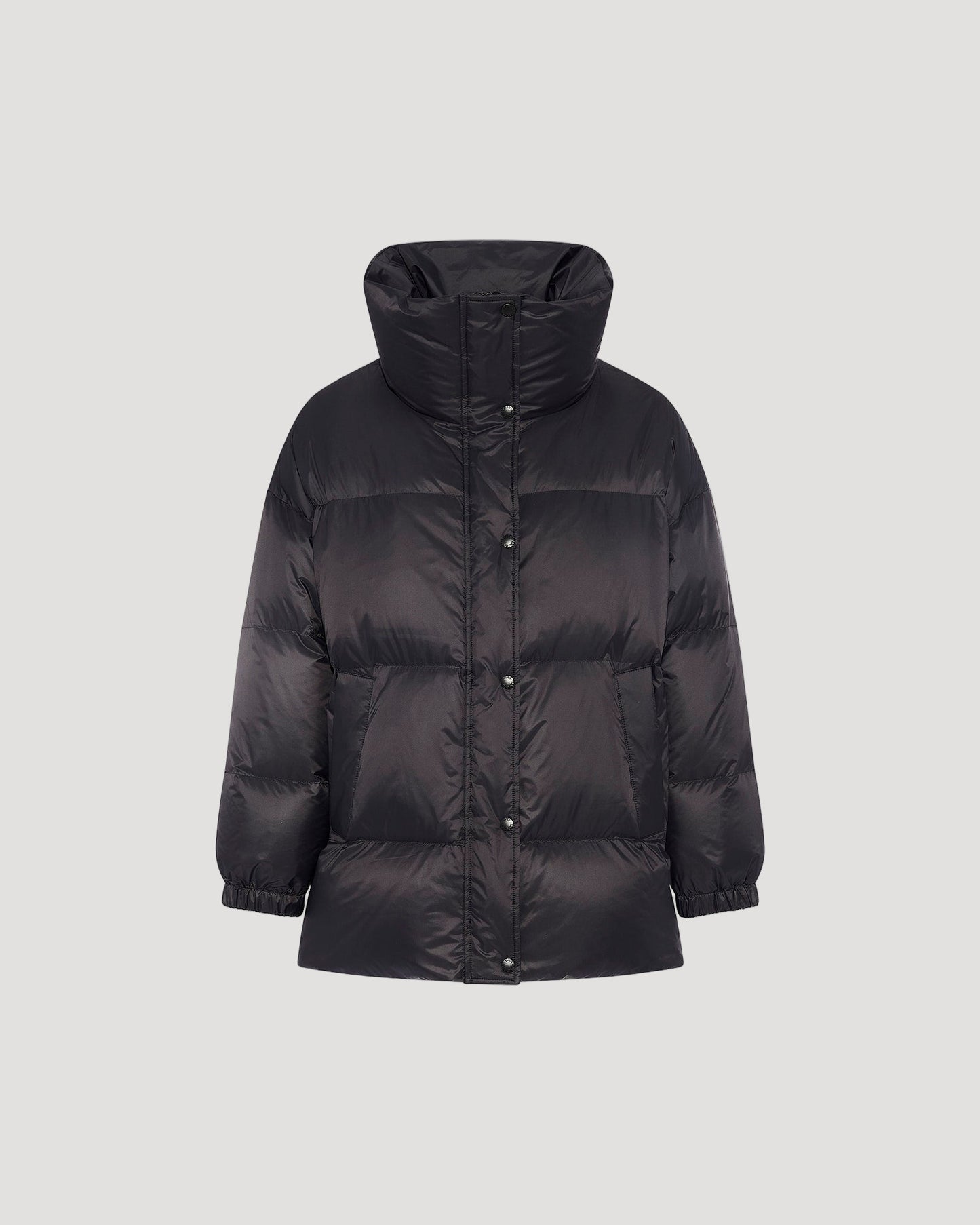 Mid-length down jacket with fluffy lambswool trim