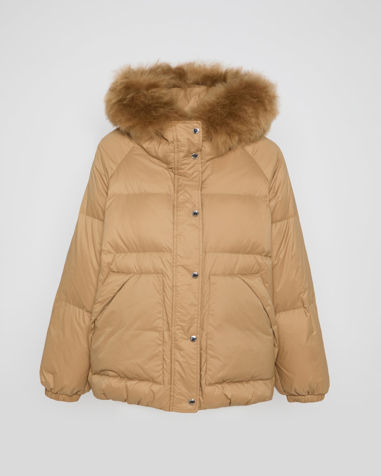 Short down jacket with raglan sleeves and fluffy lambswool trim