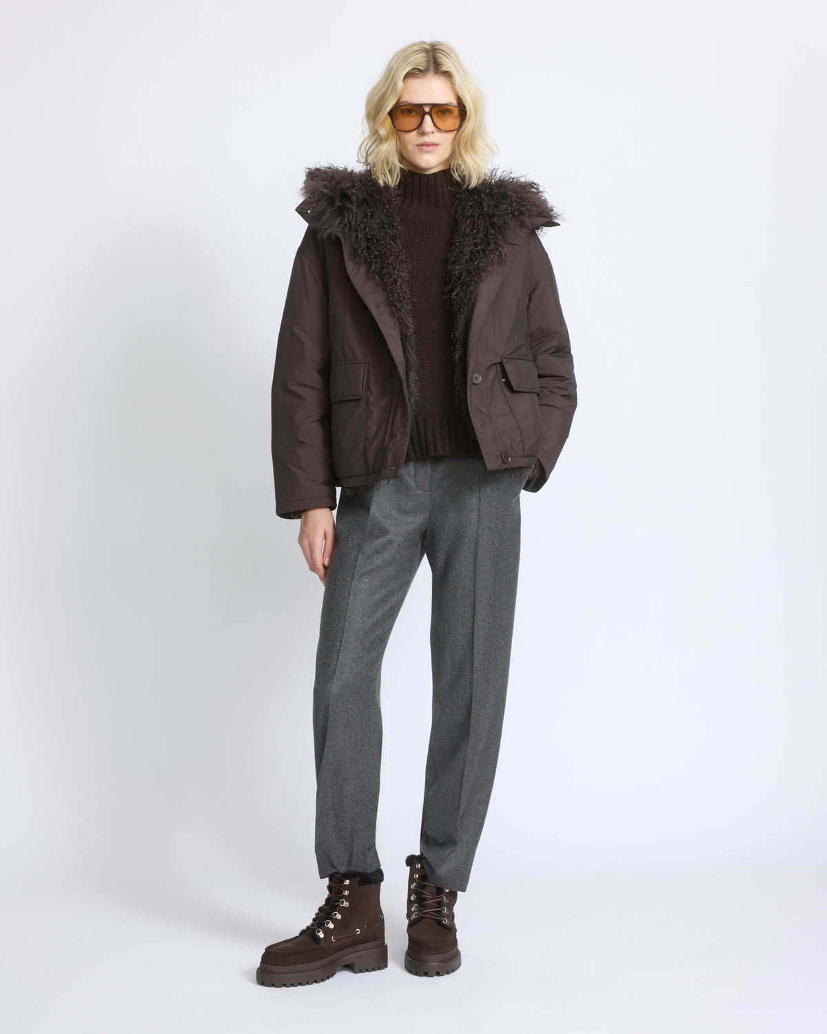 Short ultra-light down jacket with curly lambskin trim - Yves Salomon - New Fall/Winter Collection