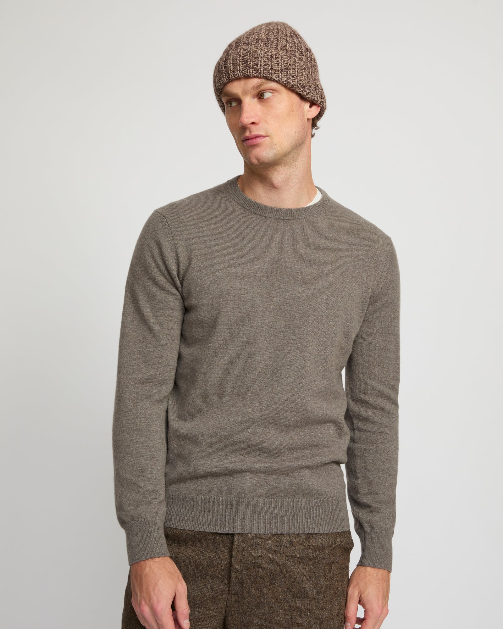 Crew neck knit jumper in 100% cashmere -Yves Salomon