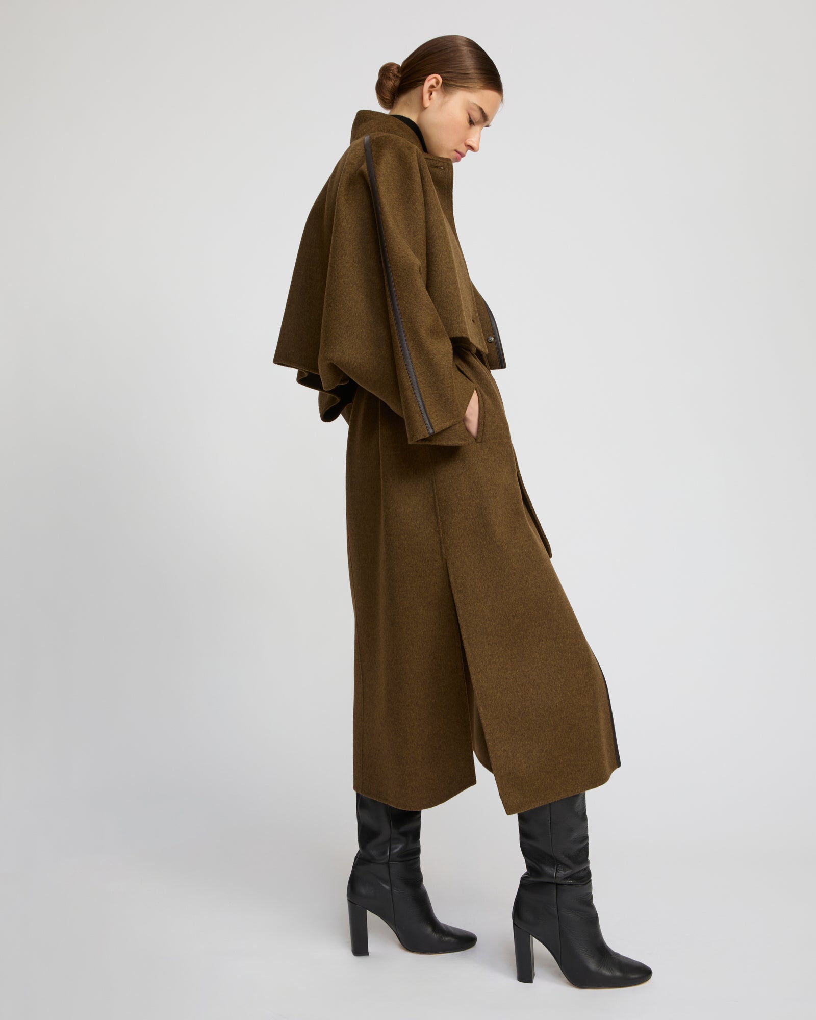 Double-sided cashmere-blend cropped cape jacket -Yves Salomon
