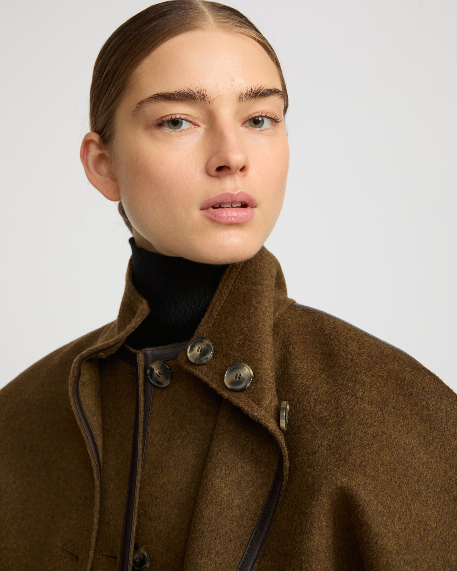 Double-sided cashmere-blend cropped cape jacket -Yves Salomon