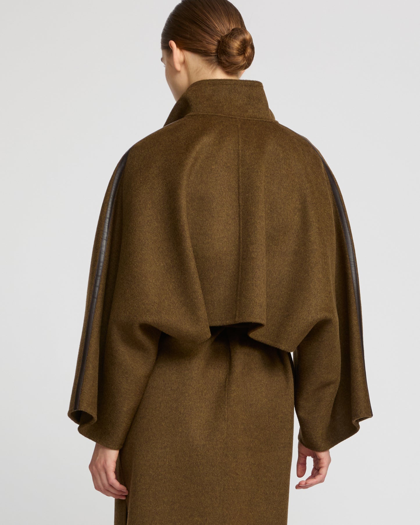 Double-sided cashmere-blend cropped cape jacket -Yves Salomon