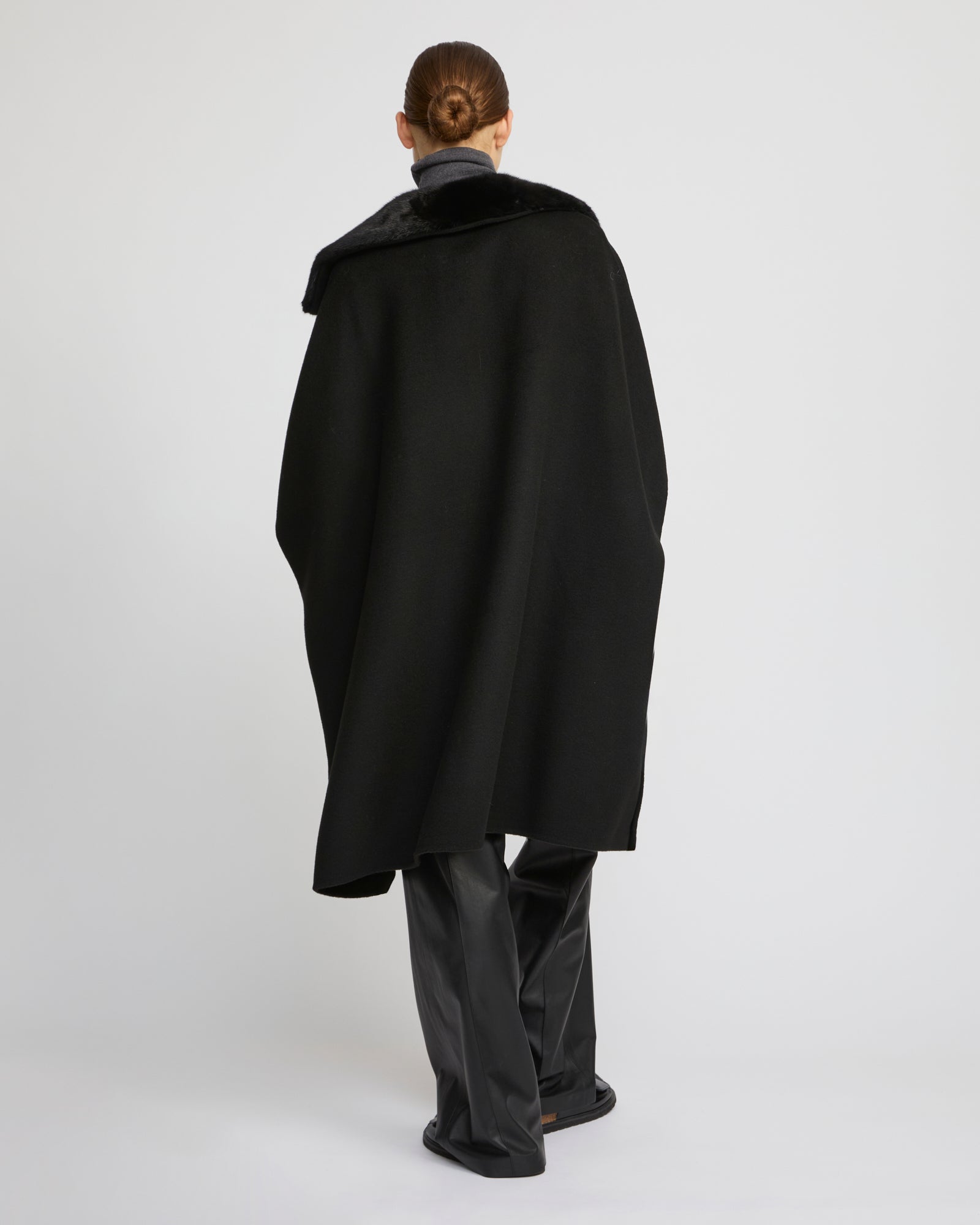 Cashmere-blend cape with removable mink fur collar -Yves Salomon