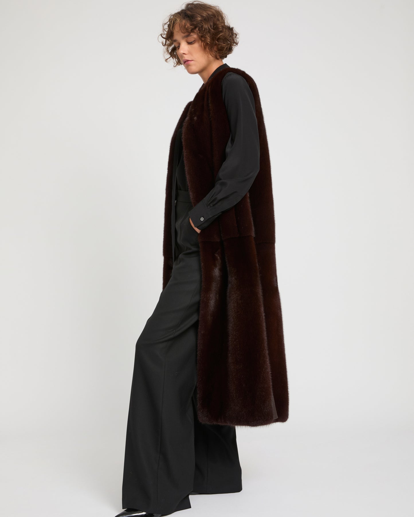 Sleeveless long gilet in Mink fur -Yves Salomon