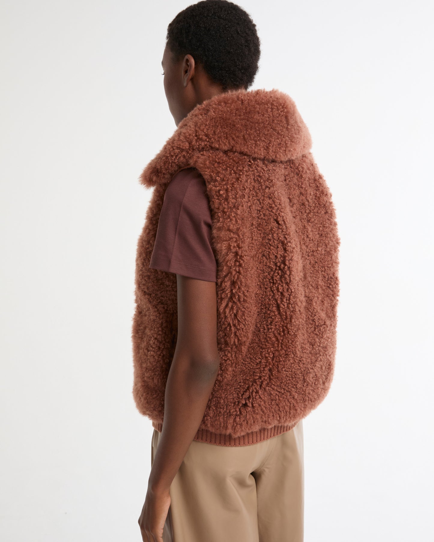 Cashmere lambskin and Merino knit gilet -Yves Salomon - New spring summer collection