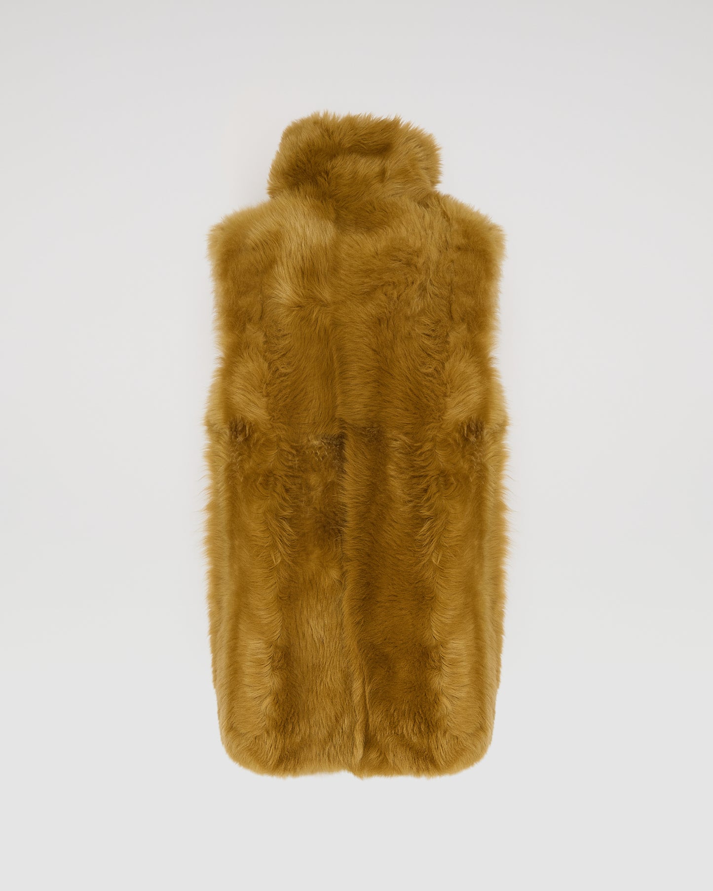Sleeveless long jacket in Toscana lamb