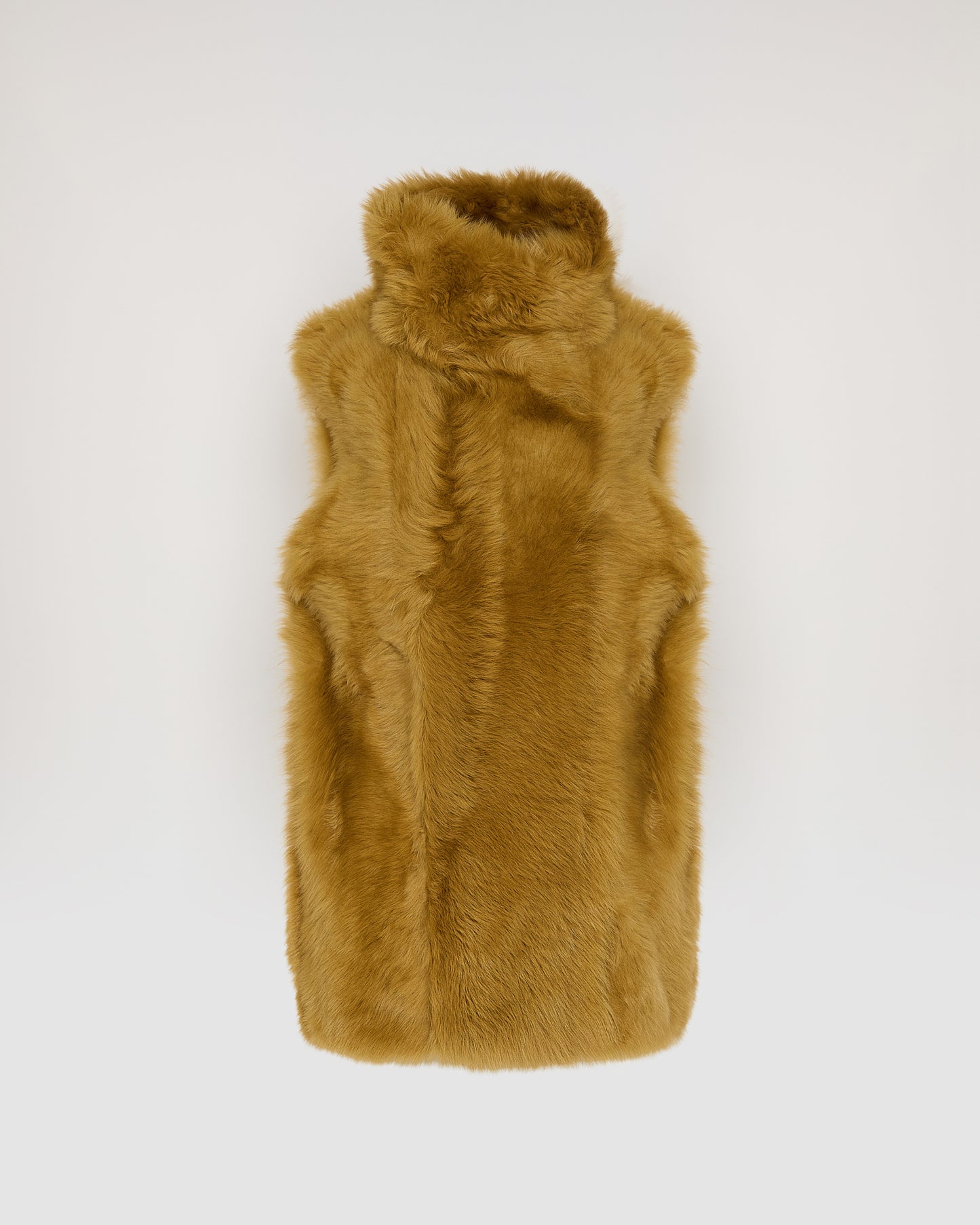 Sleeveless long jacket in Toscana lamb