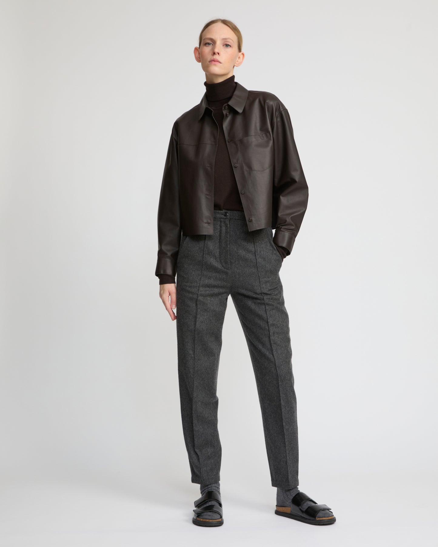 Cropped shirt in fine lamb leather