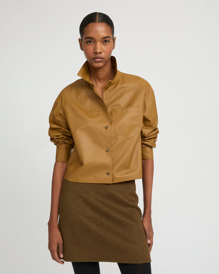 Cropped shirt in fine lamb leather