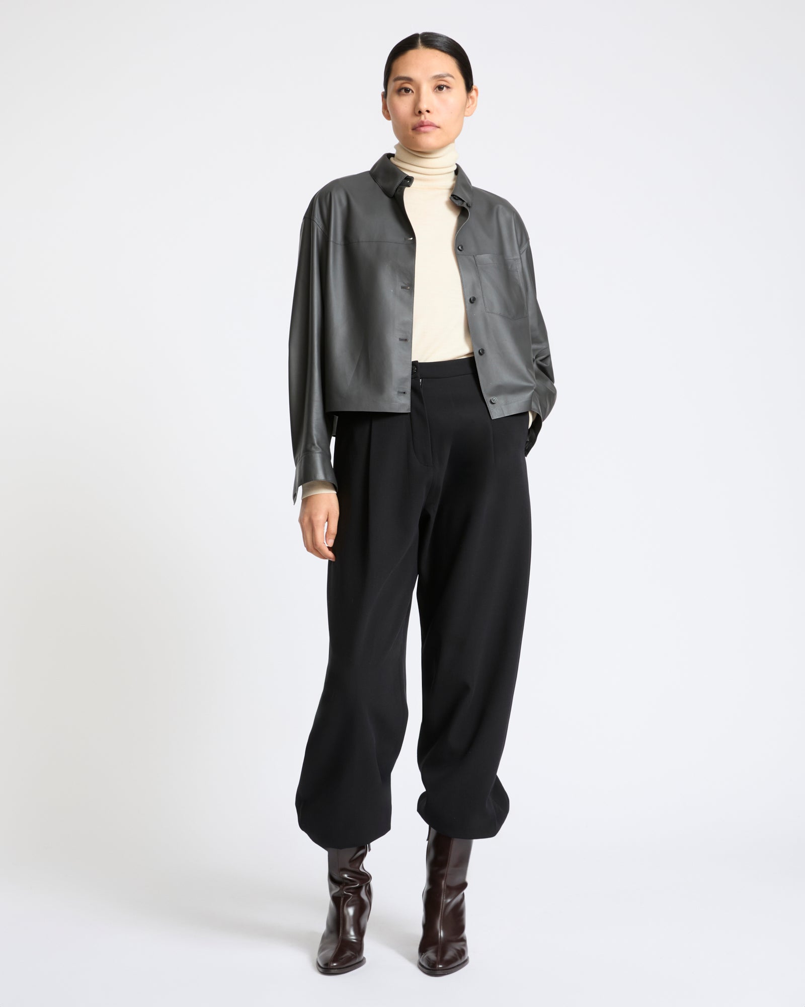 Cropped shirt in fine lamb leather - Yves Salomon - New Fall Winter Collection